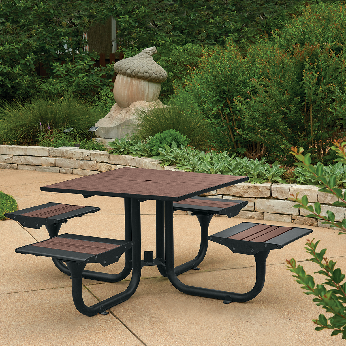 Anova Beacon Hill Recycled Plastic Table , 4 Flat Seats | BH1841R