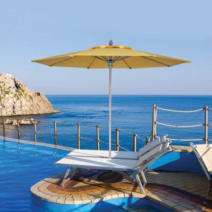 Lucaya 9' Dia. Umbrella, Push/Pin - 96